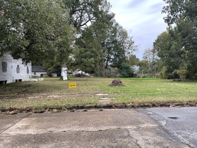 1210 E 7th Ave, Pine Bluff, AR 71601 owner financed land in arkansas