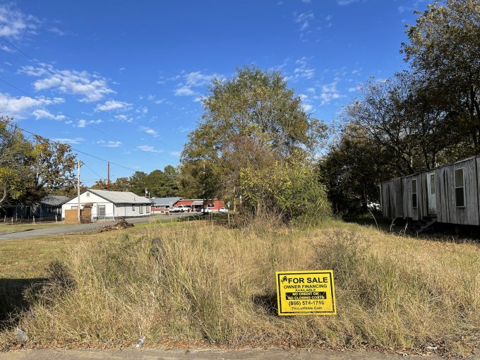 1223 Midland St, Hope, AR 71801 owner financed land in arkansas