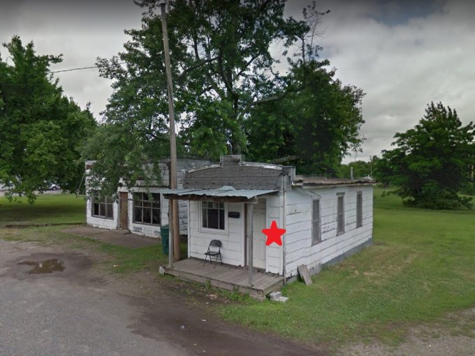 211 N Cedar Street, DeWitt, AR 72042 owner financed land in arkansas